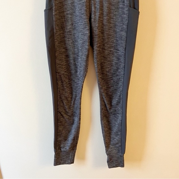 Athleta Excursion Hybrid Tight Leggings Womens Small Gray Pull On Athleisure Gym - Picture 3 of 11
